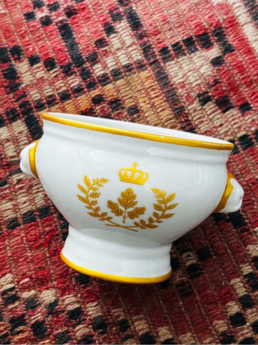 White Ceramic Bowls Gold Crown & lion head Motif